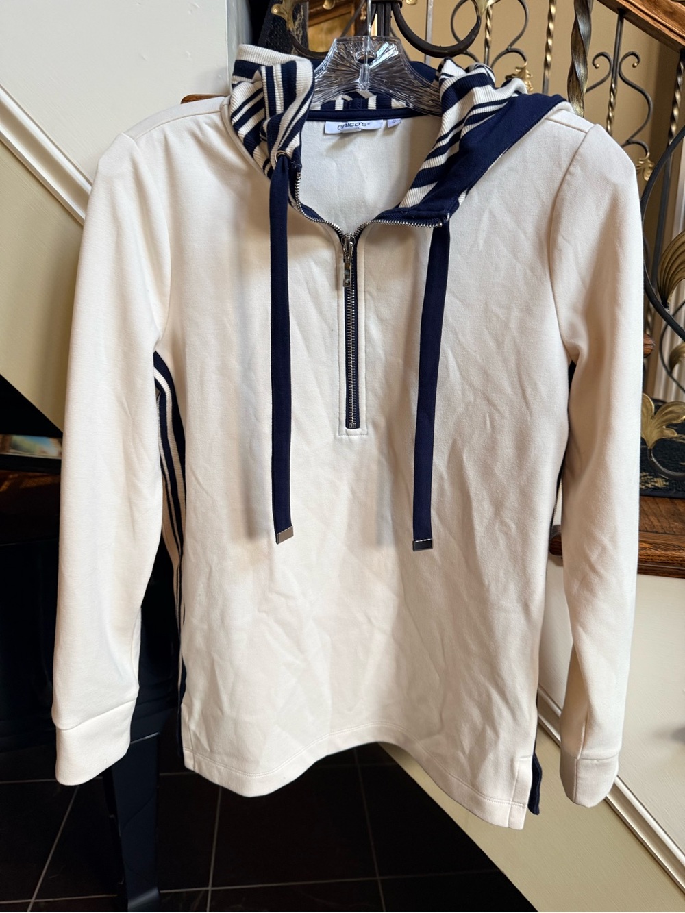 Chico’s NWOT 1/2 zip hooded sweatshirt top. Size 0 draw string neck.